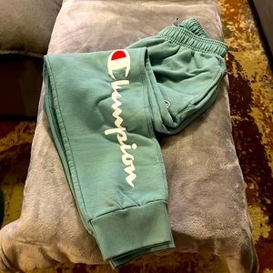Champion Men’s Joggers Medium